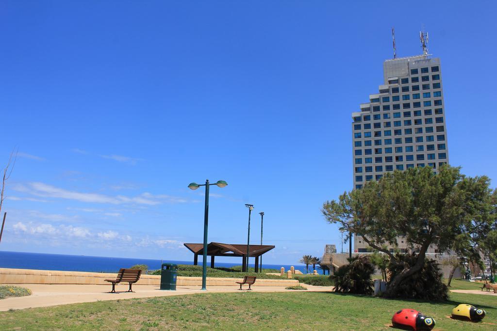 Netanya Seaview Aparthotel Exterior photo